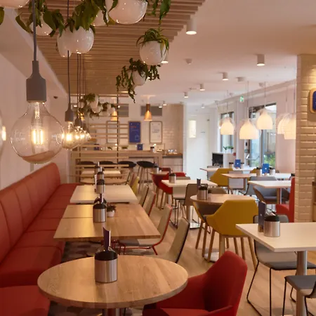 Express - Hall By Ihg