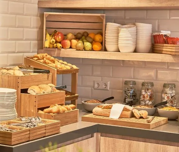 Express - Hall By Ihg Hotel