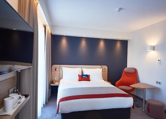 Express - Hall By Ihg