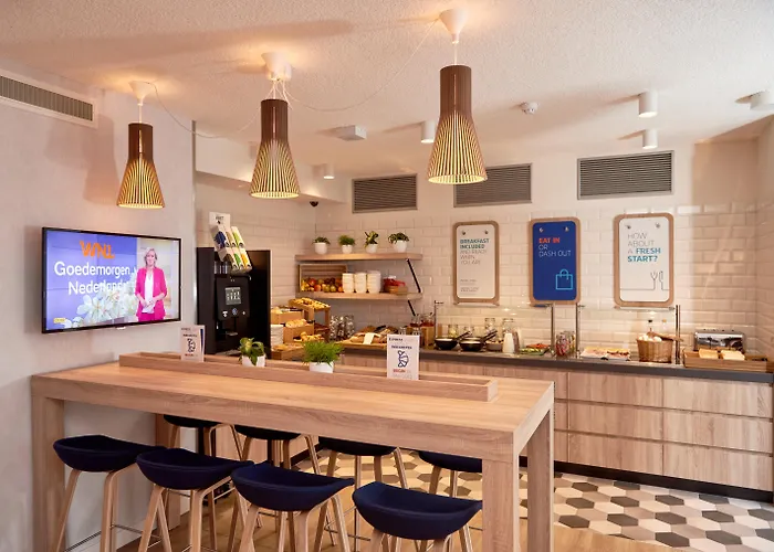 Express - Hall By Ihg