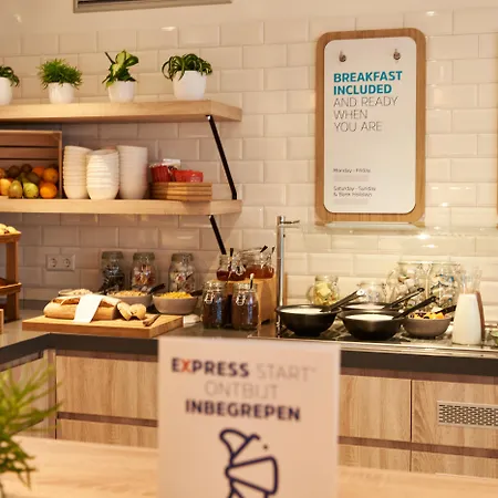 阿姆斯特丹快捷智选假日酒店 3* 阿姆斯特丹