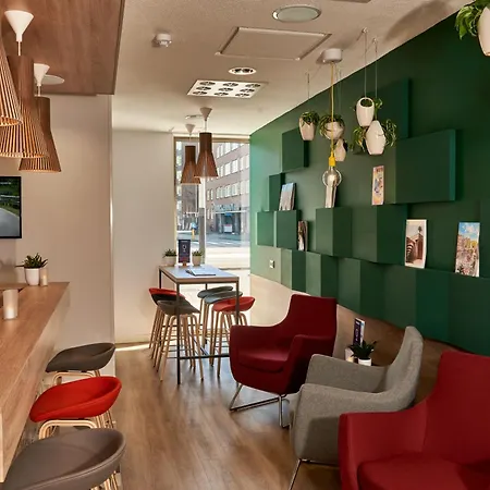 Express - Hall By Ihg Отель 3*