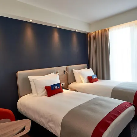 Express - Hall By Ihg 3*