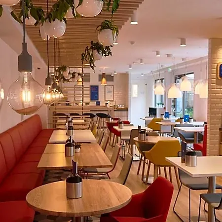 Express - Hall By Ihg Hotel