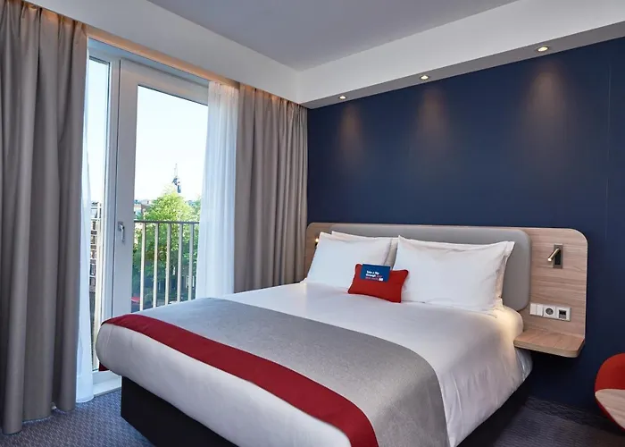 Express - Hall By Ihg 3*